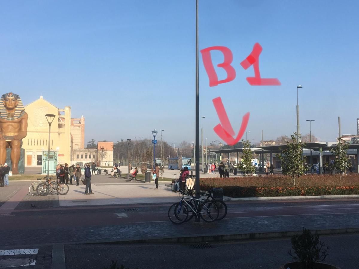 A Due Passi Da Giulietta-Casa Montecchi Verona Dış mekan fotoğraf