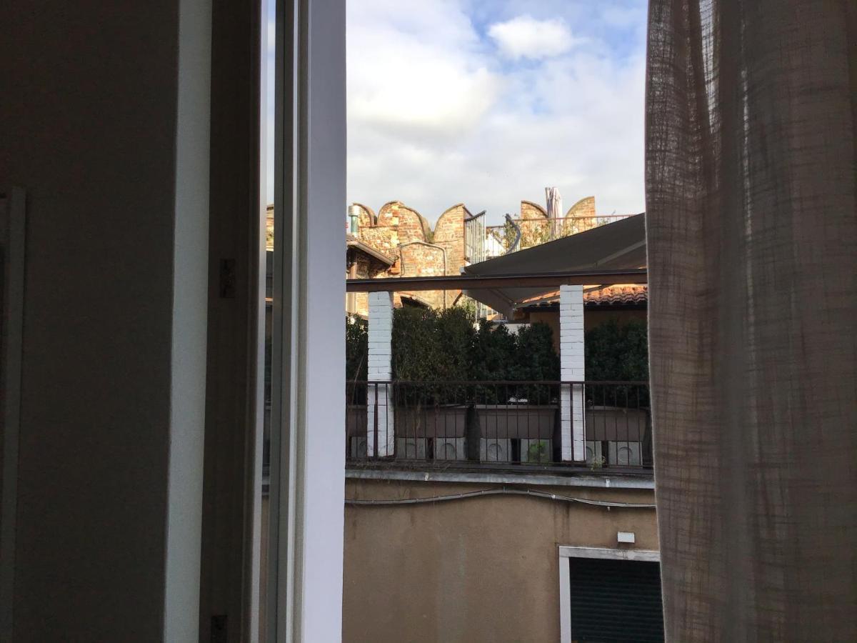 A Due Passi Da Giulietta-Casa Montecchi Verona Dış mekan fotoğraf