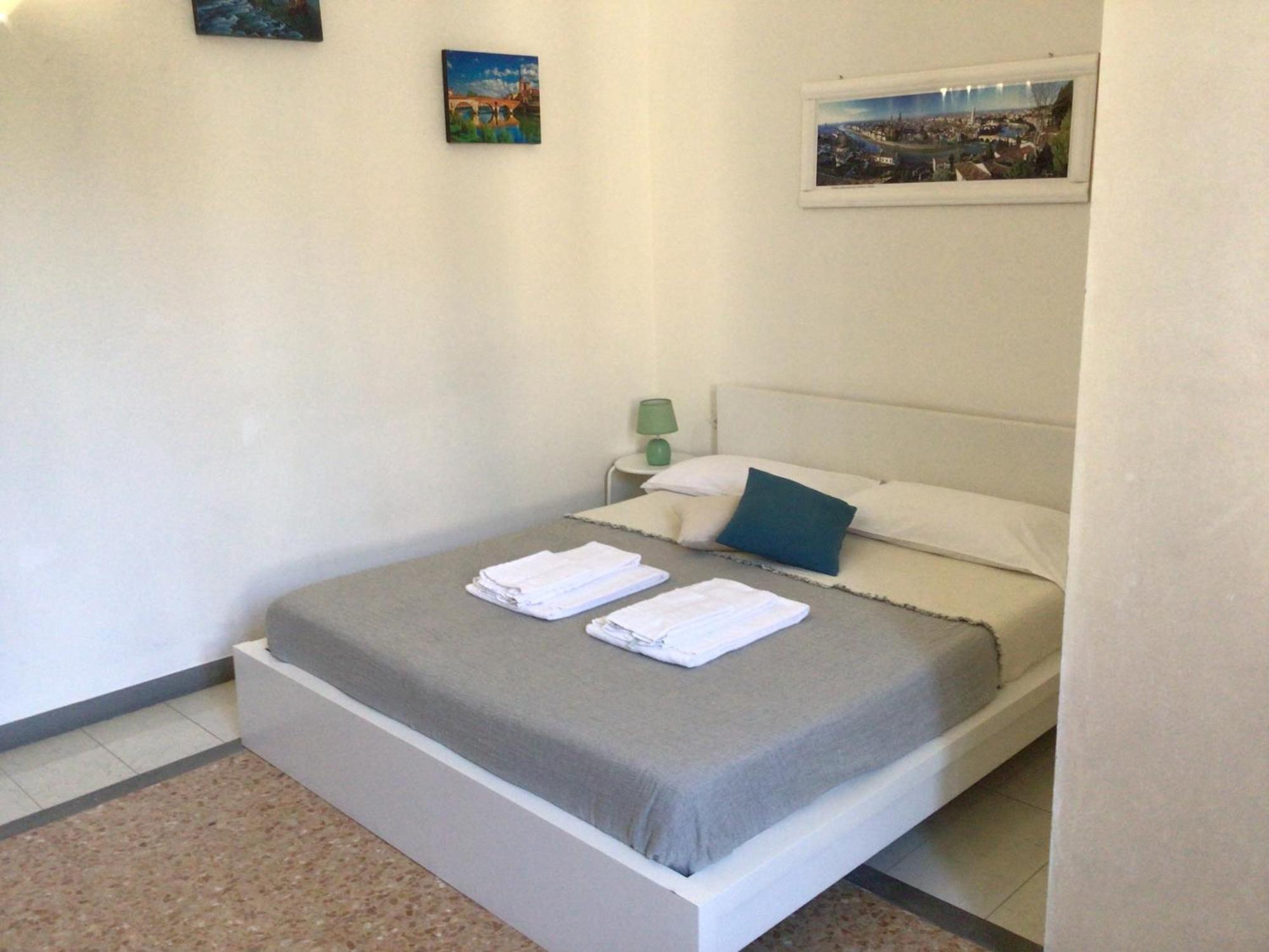 A Due Passi Da Giulietta-Casa Montecchi Verona Dış mekan fotoğraf